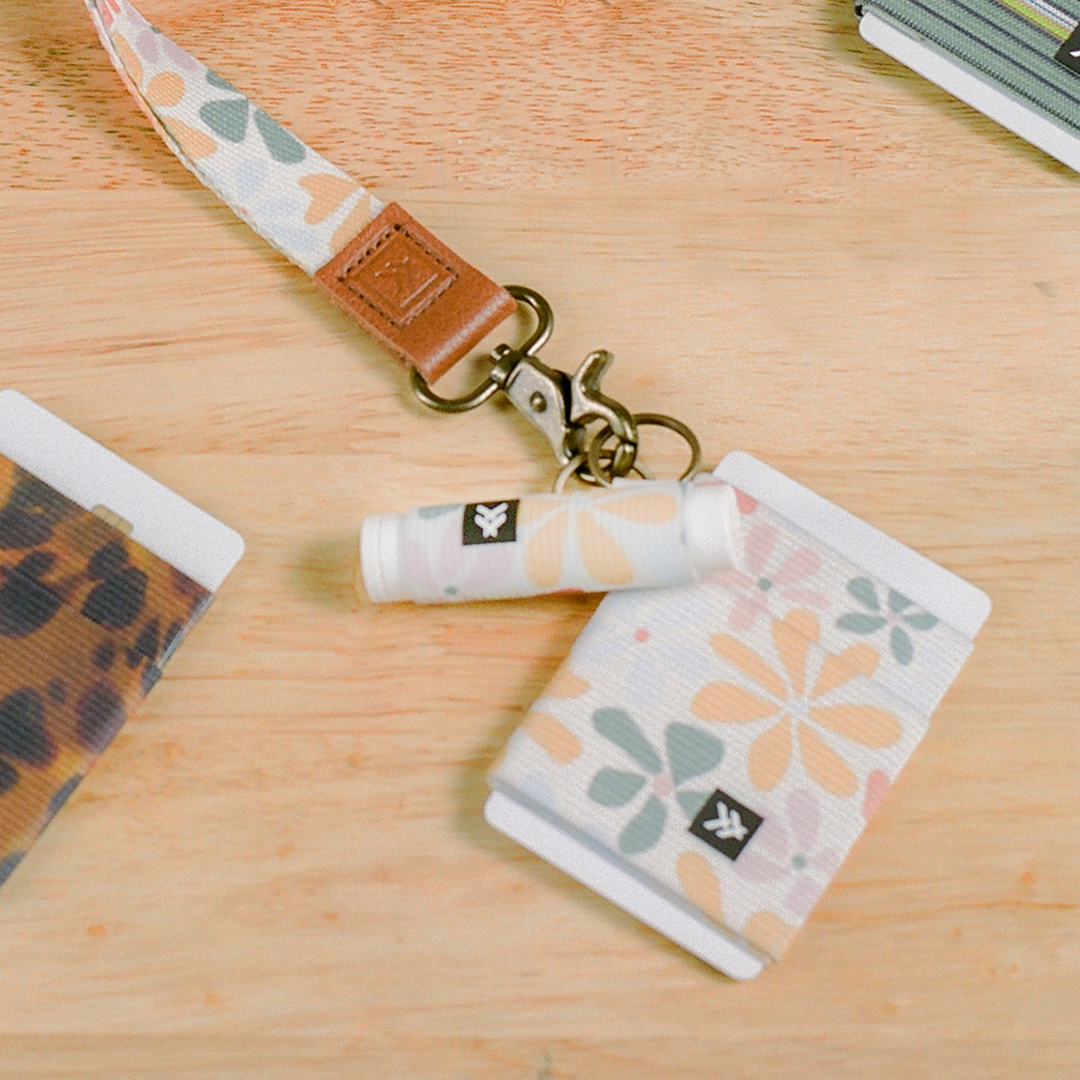 Amelia - Elastic Wallet - Image 3