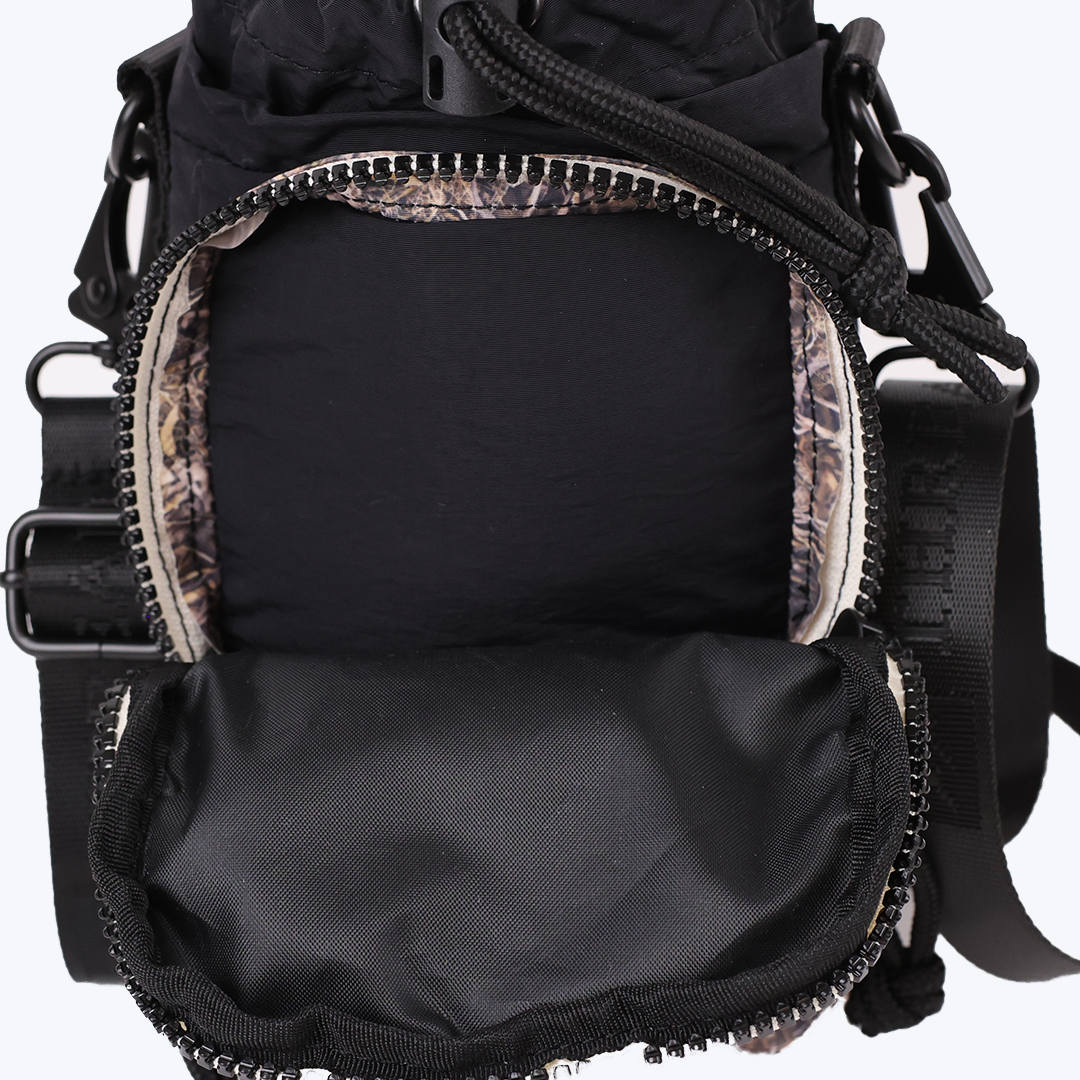 Realtree Max - Water Bottle Sling Bag - Image 4
