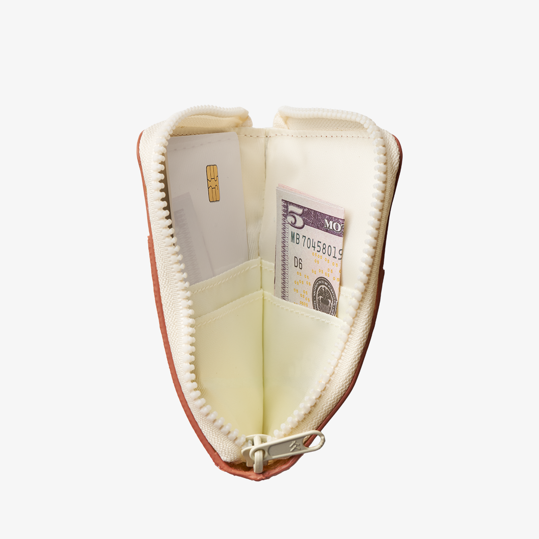 Diet Coke Kiss - Leather Zip Wallet - Image 2