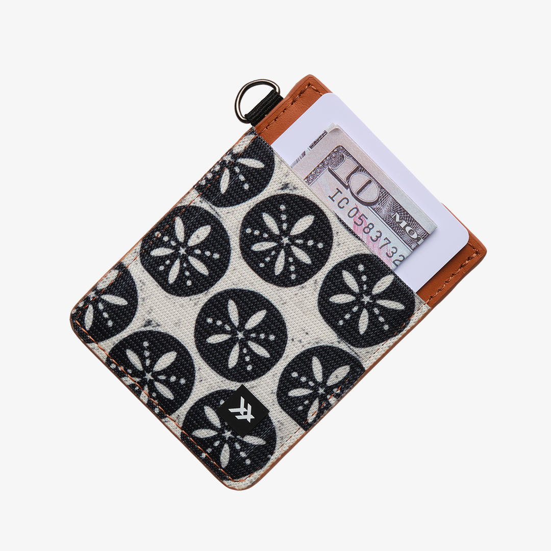Sand Dollar Black - Vertical Leather Wallet - Image 3