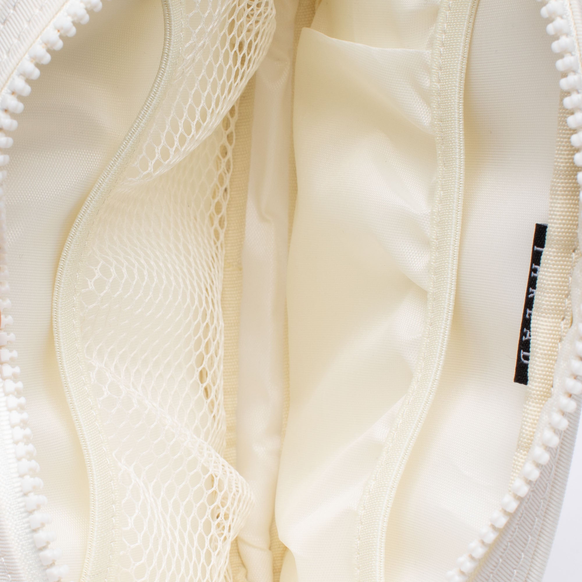 Off White - Belt Bag - Image 3
